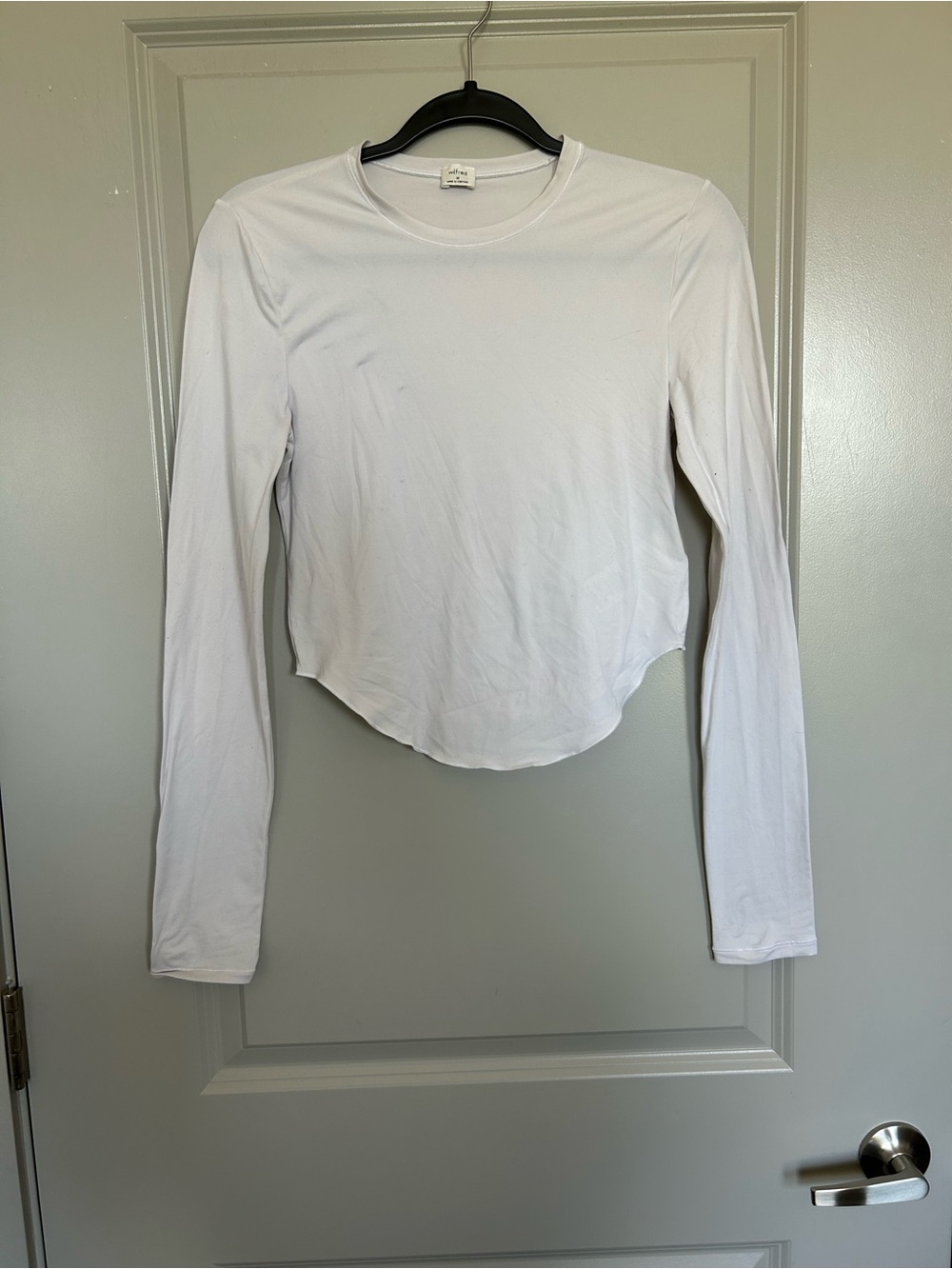 Wilfred White Long-Sleeve Crewneck Top  Slight Crop